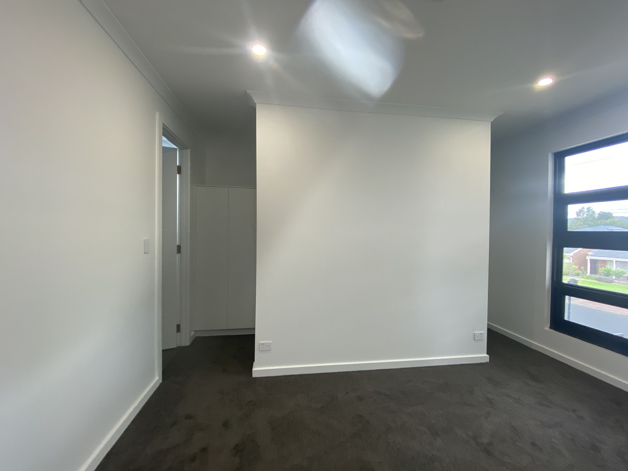 32B Avenue Road, Paradise