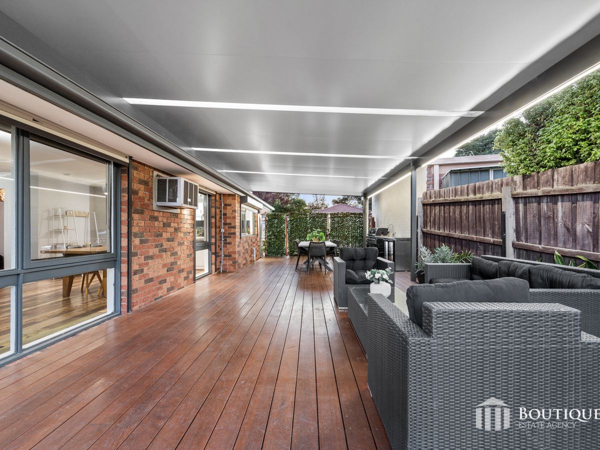 21 Bellbrook Drive, Dandenong North