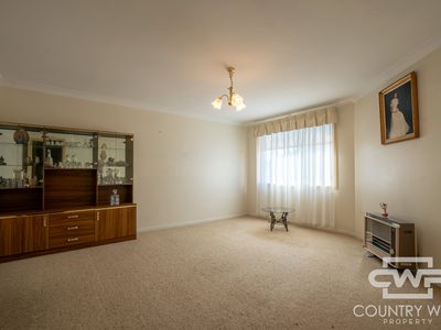 41 Ollera Street, Guyra