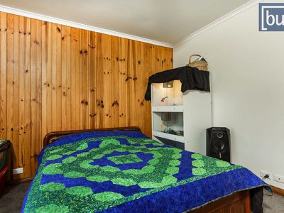 4 Howlong Road, Rutherglen