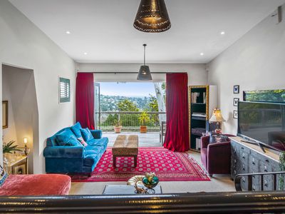 4 Runswick Lane, Huntsbury