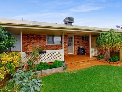 64 Birch Avenue, Dubbo