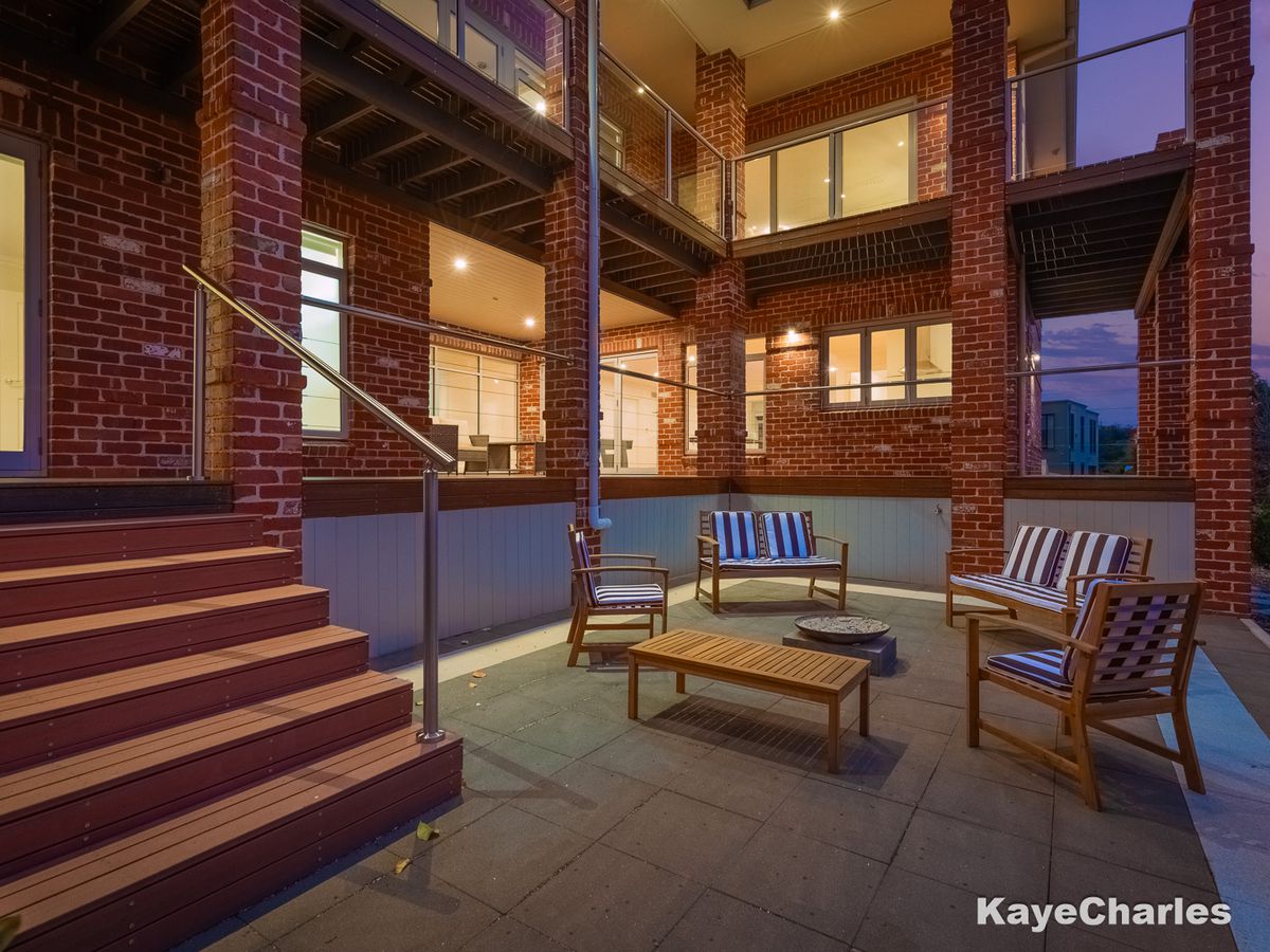 3 North Hidden Valley Circuit, Beaconsfield