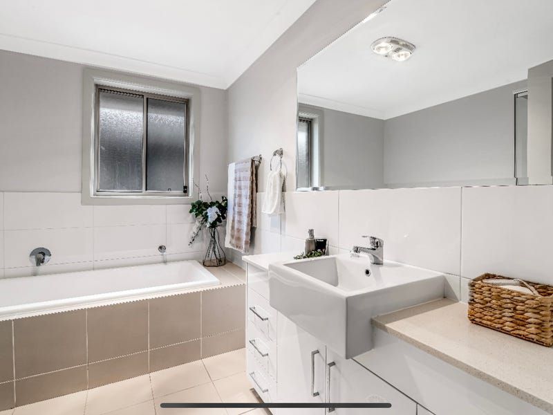 46 Bentwood Terrace, Stanhope Gardens