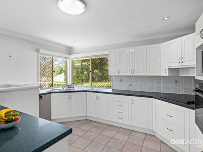 30 Pinaster Street, Forest Lake