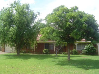 142 Birch Ave, Dubbo