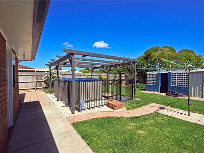 3 Whimbrel Court, Werribee