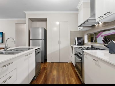 37 Nundroo Crescent, Wollert