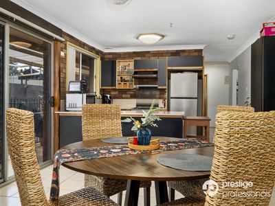 21 Josephine Crescent, Moorebank