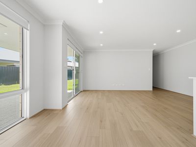 27 Danbulla Avenue, Bushmead