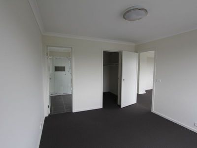 8 Hillridge Close, Westmeadows