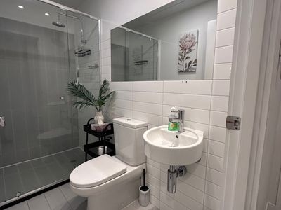 329 / 673 La Trobe Street, Docklands