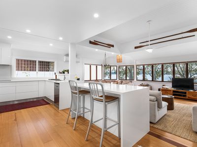 90 Skye Point Road, Coal Point