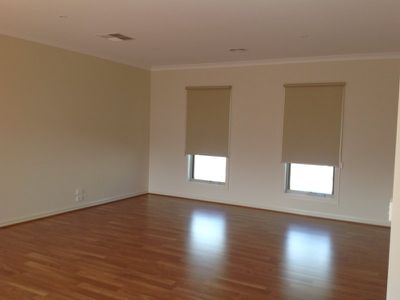 3 / 154 Mathews Road, Lovely Banks