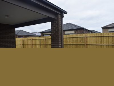 3 Fairlane Court, Cranbourne East