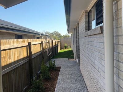 1 / 14 Xenia Way, Pimpama