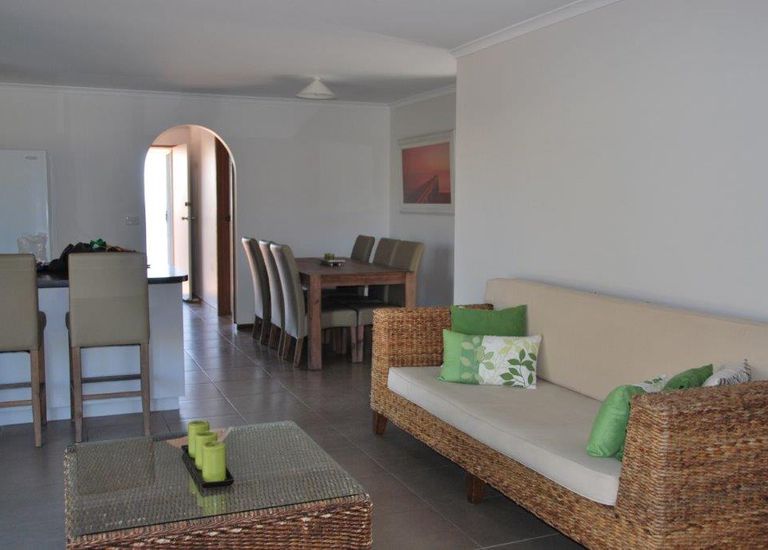 1B Fryer Street, Hallett Cove