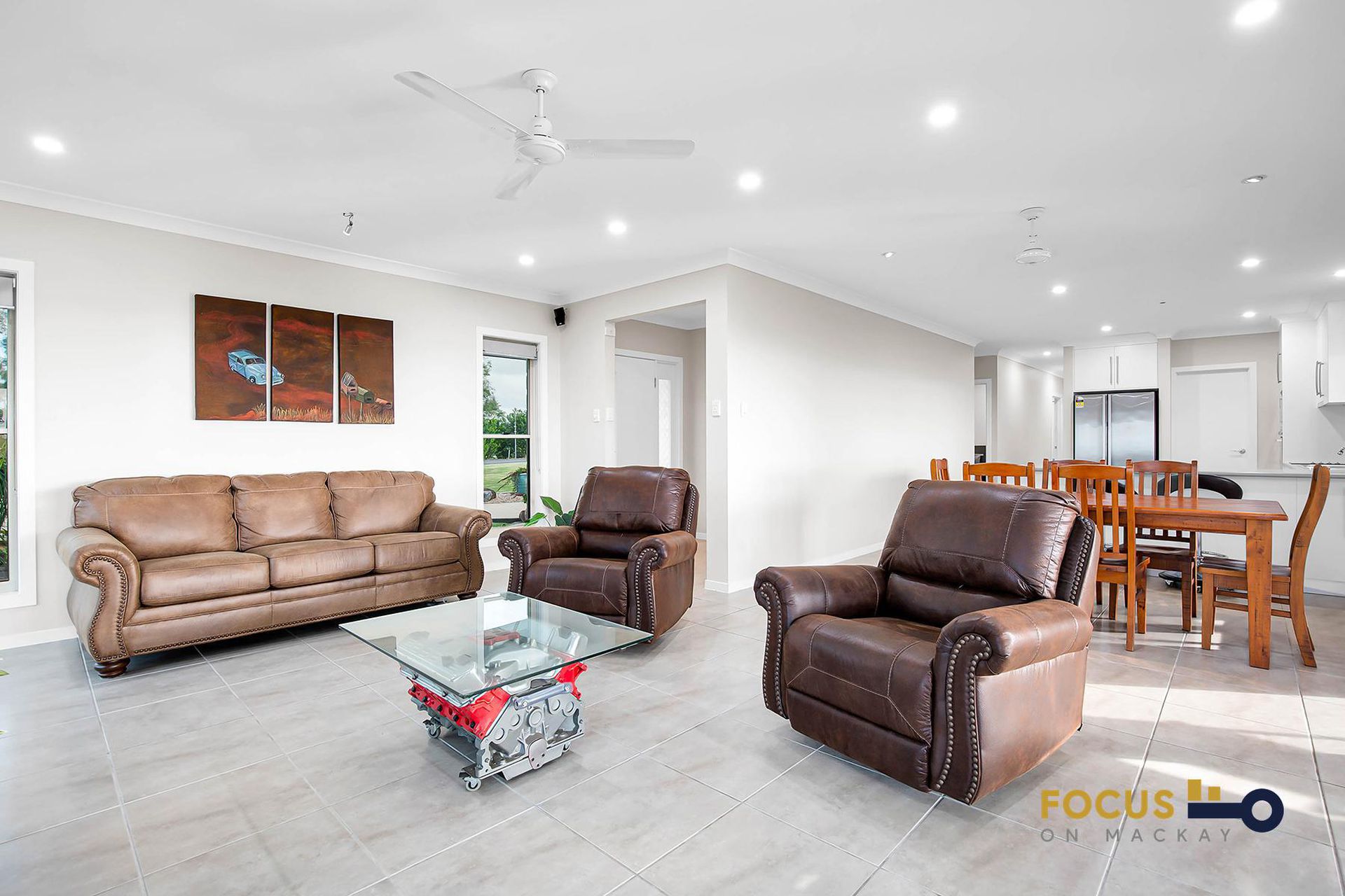 148 Ian Reddacliff Drive, The Leap
