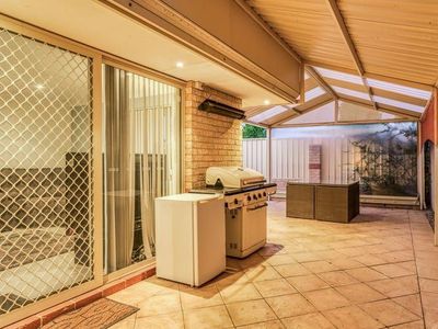 2 Weetman Cove, Cannington