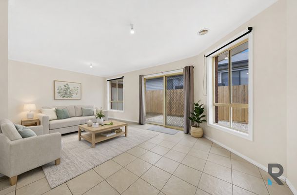 2 / 9 Joffre Street, Broadmeadows