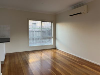 2 / 19 Marshall Street, Newtown