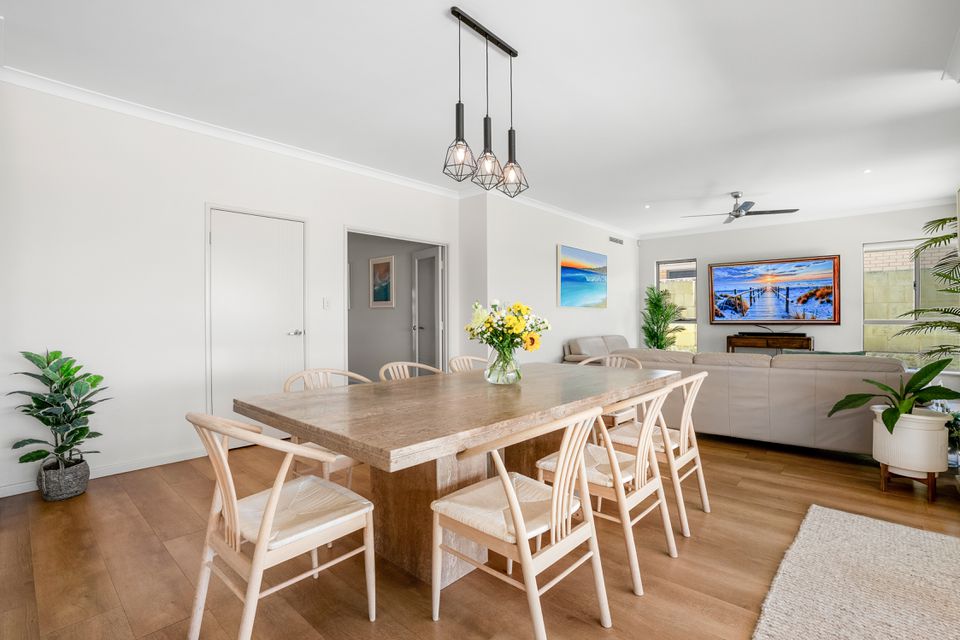 43 Holloways Ridge, Secret Harbour