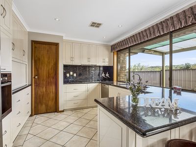 16 Arthur Street, Beachport