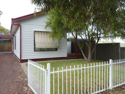 8 John Street, Horsham