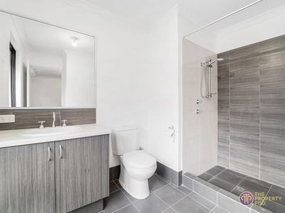 12 Wandsworth Avenue, Brabham