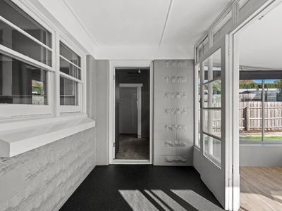 6 Napoleon Street, Youngtown