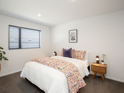 2 / 116 Champion Street, Edgeware