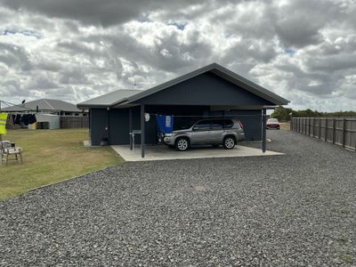 20B Parklands Dr, Branyan