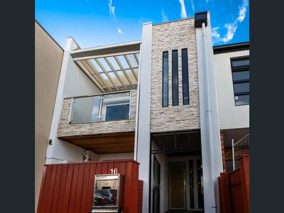 Room 3 / 16 Harvey Circuit, Mawson Lakes