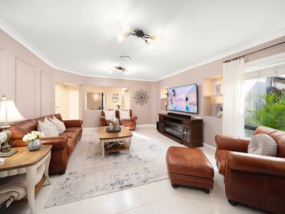 52 Connaught Circuit, Kellyville