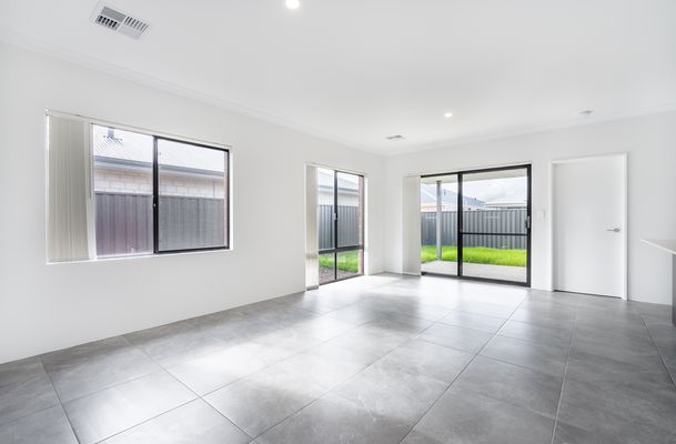 16 Tablelands Dr, Baldivis