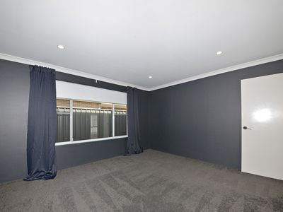 27 Nullagine Road, Banksia Grove