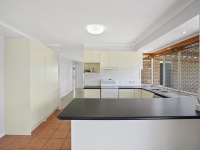 5 Jacaranda Place, Tewantin