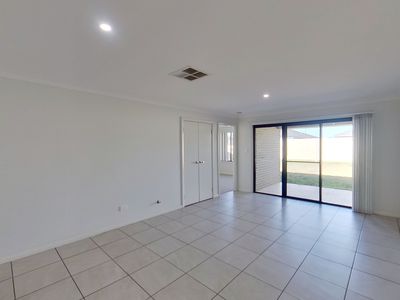 19a Mortlock Avenue, Dubbo