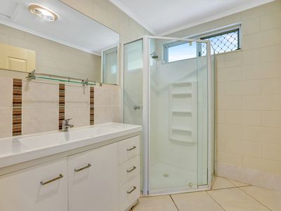 11 Aruma Close, White Rock