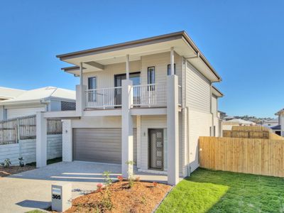 305 Lakeside Avenue, Springfield Lakes
