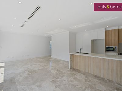 8 / 301 Alison Road, Coogee