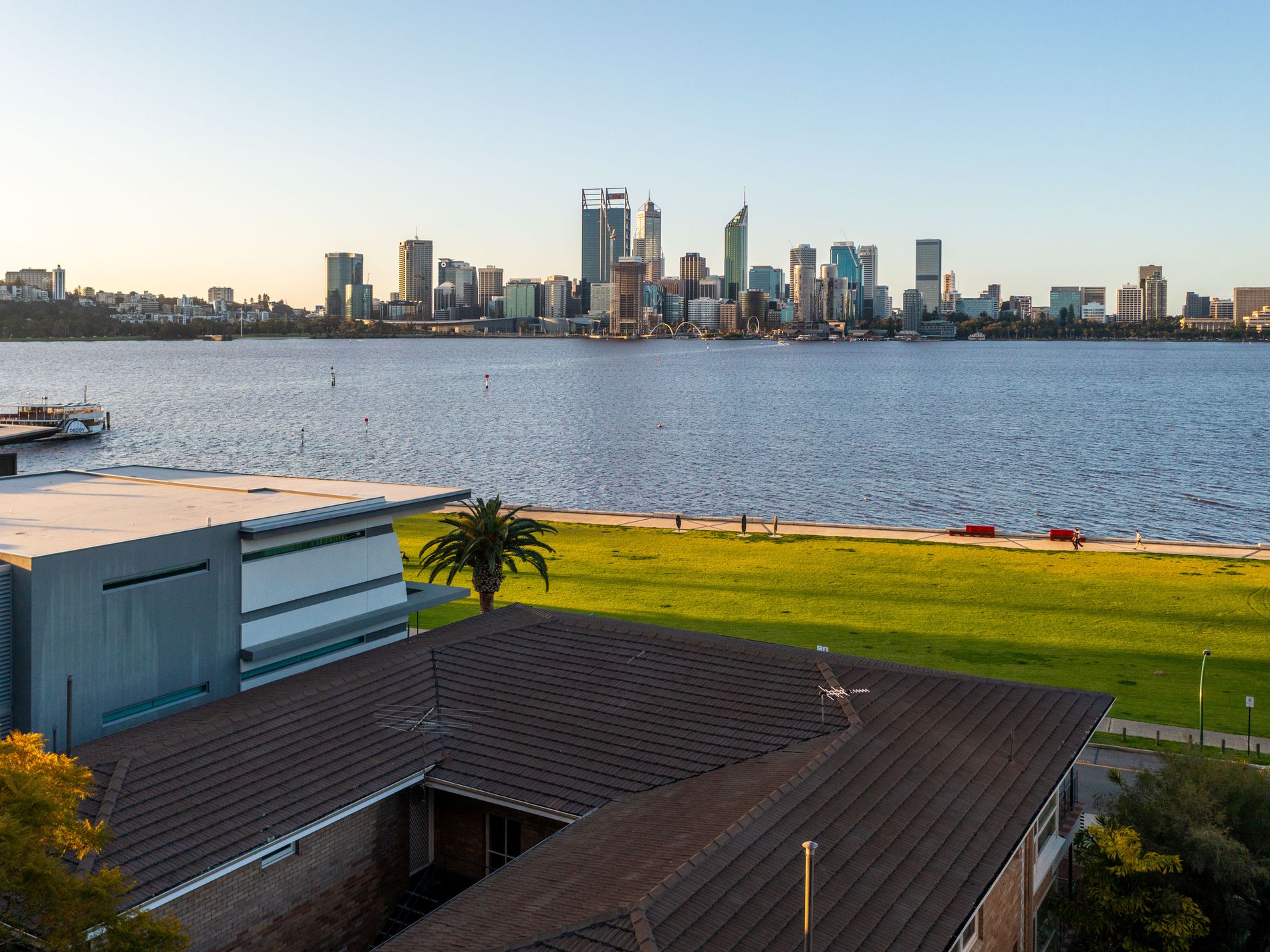 G01 / 97 South Perth Esplanade, South Perth