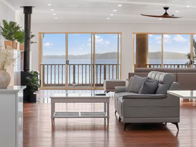 18 The Esplanade, North Arm Cove