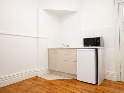 3 / 12 The Boulevarde, Lakemba