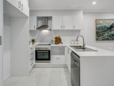 4 / 9 Railway Parade, Nundah