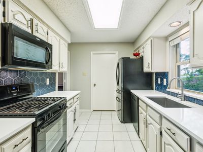 4805 Las Lomas Drive, Mesquite, TX, International