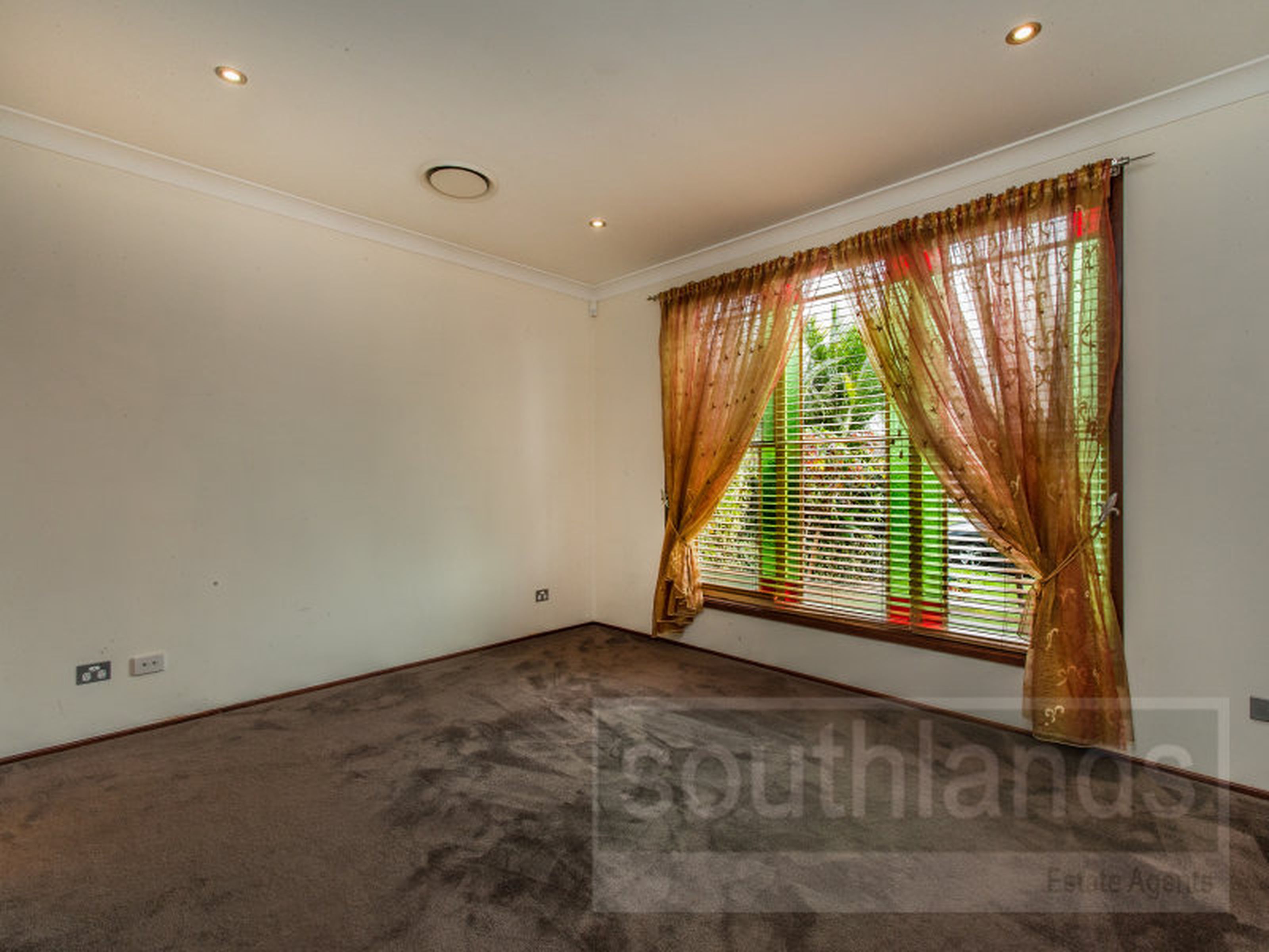 6 Marigold Close, GLENMORE PARK
