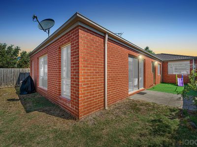 39 Everwin Drive, Werribee