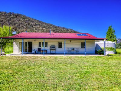 8547 Murray River Road, Walwa