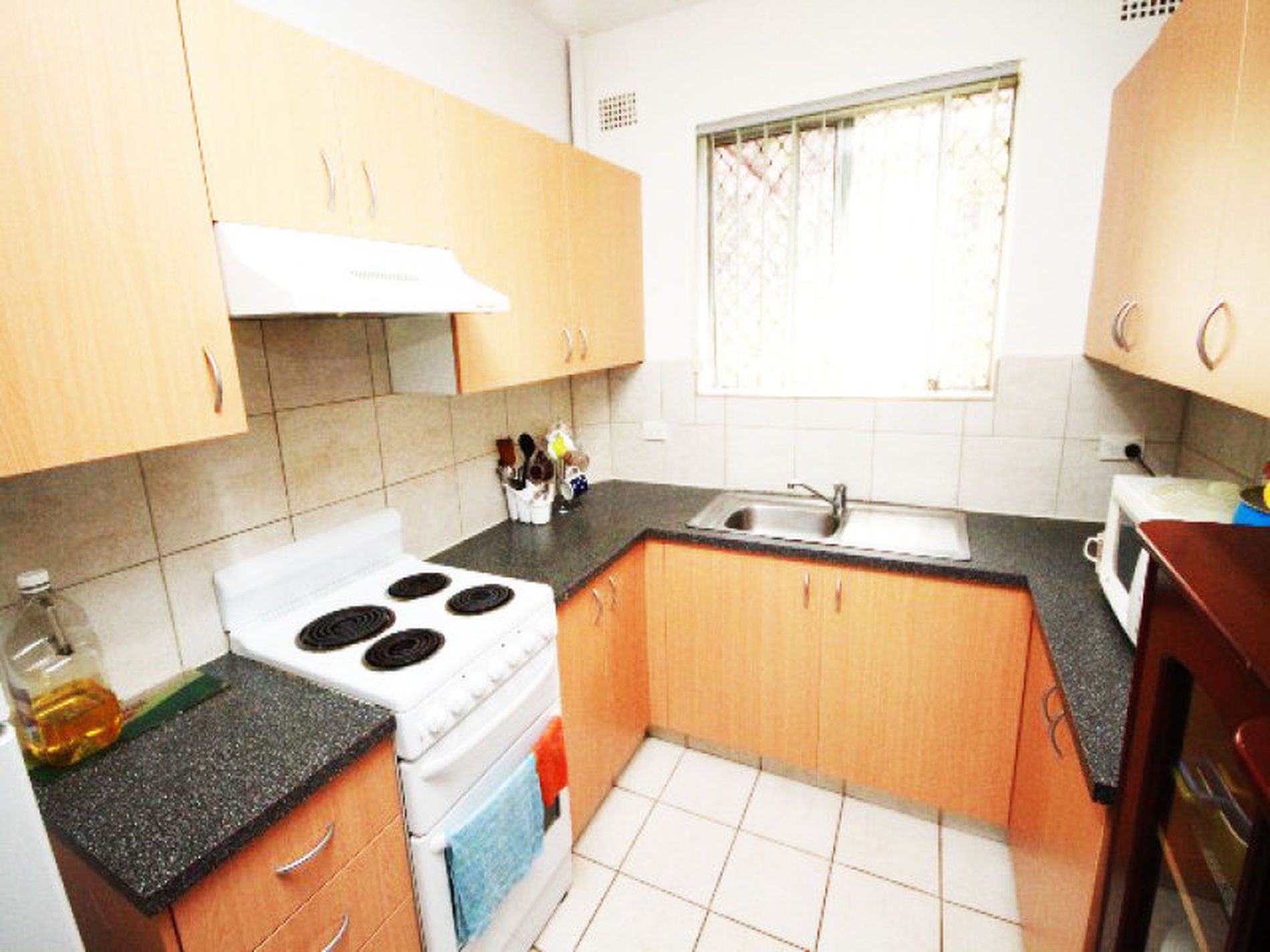 1 / 4 Macdonald Street, Lakemba